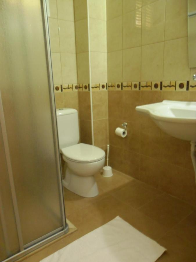 Maviev Otel Çeşme Camera foto