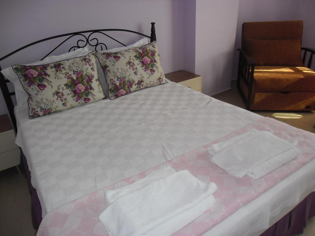 Maviev Otel Çeşme Camera foto
