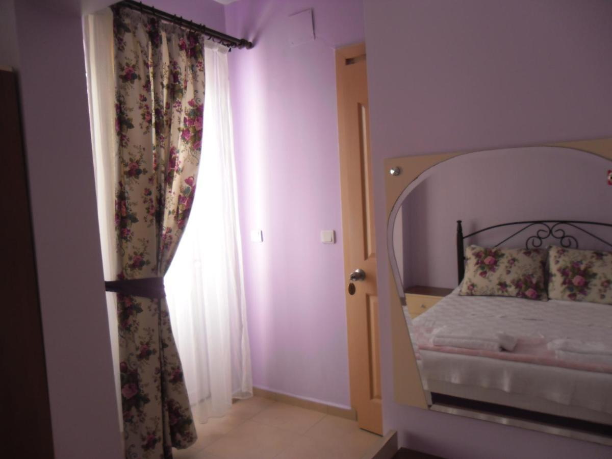 Maviev Otel Çeşme Camera foto