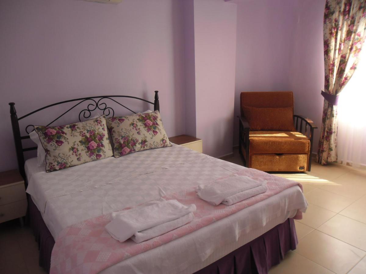 Maviev Otel Çeşme Camera foto