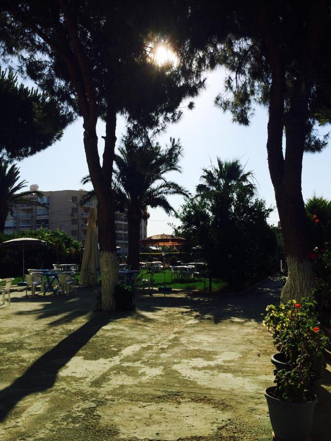 Maviev Otel Çeşme Esterno foto