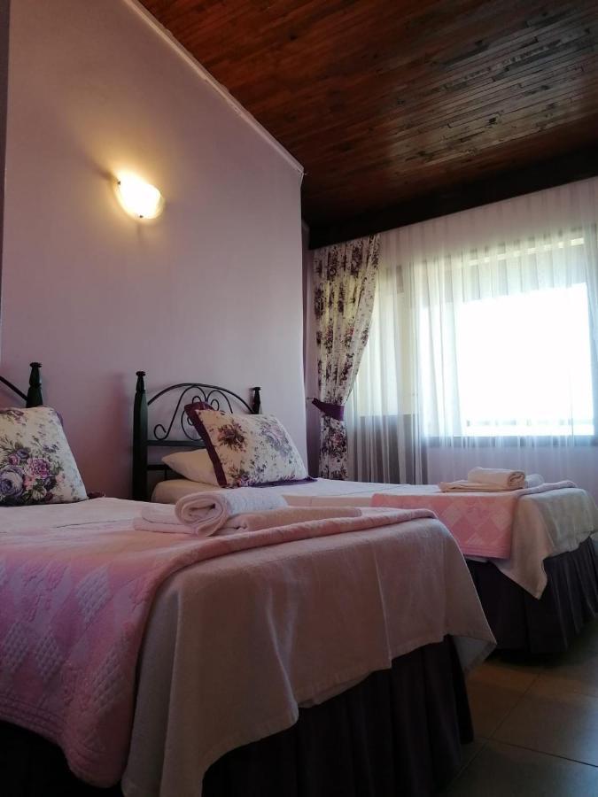 Maviev Otel Çeşme Esterno foto
