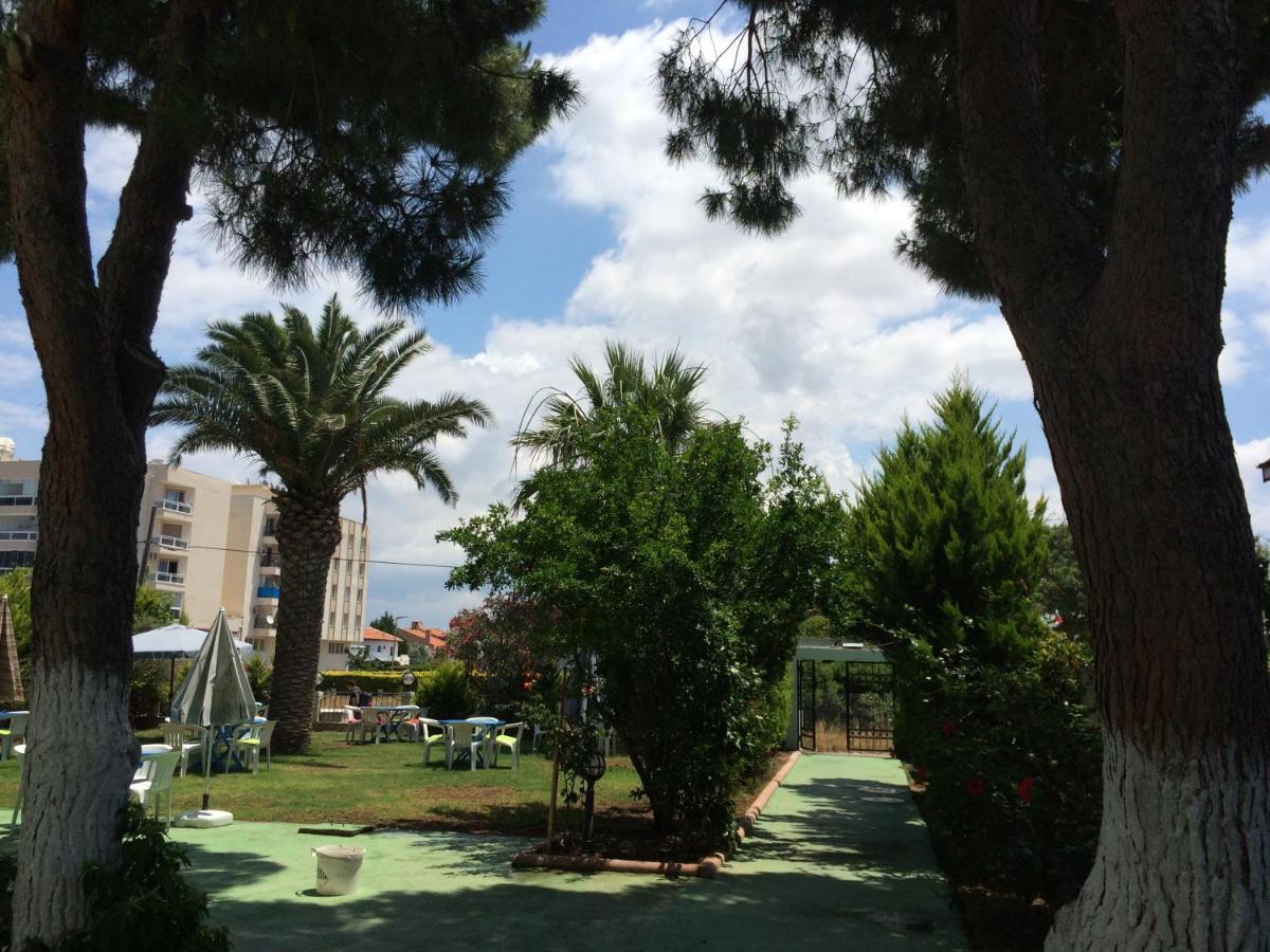 Maviev Otel Çeşme Esterno foto
