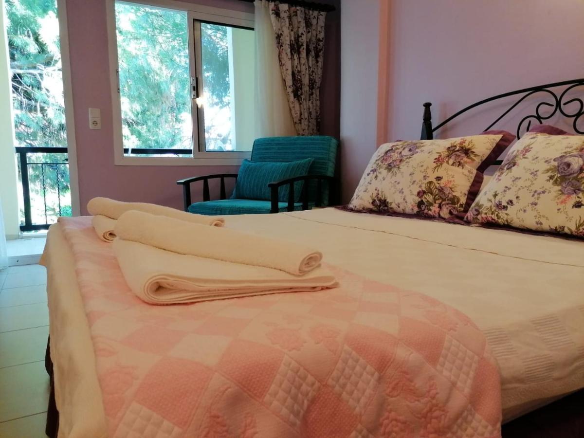 Maviev Otel Çeşme Esterno foto