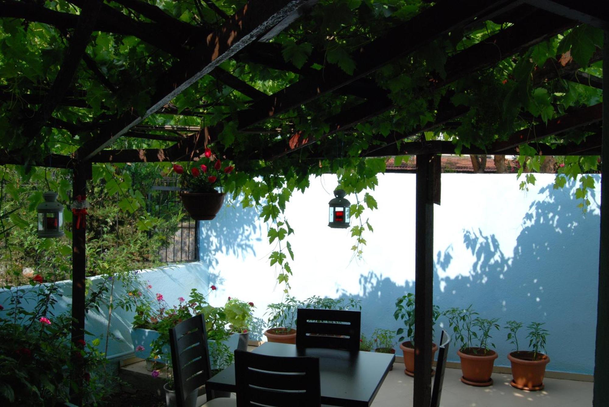 Maviev Otel Çeşme Esterno foto
